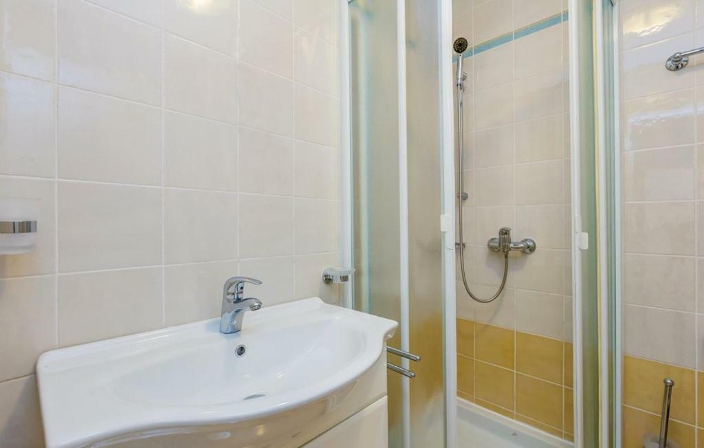 Vila Casia Dobrinj Екстериор снимка