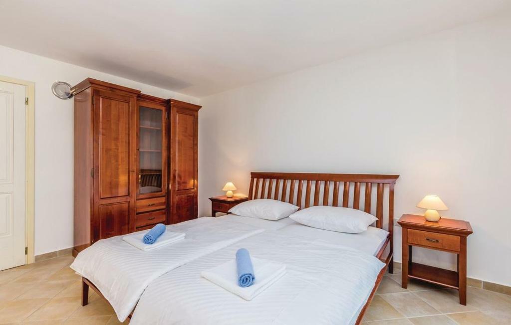 Vila Casia Dobrinj Екстериор снимка
